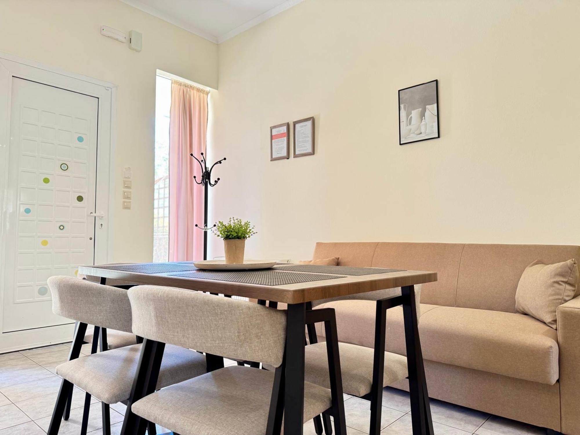 Spacious & Cozy Apartment, With Big Yard, In Kos ภายนอก รูปภาพ